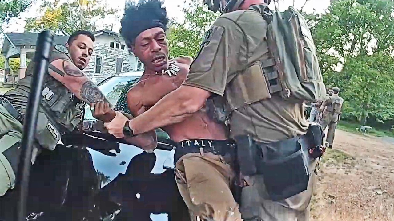 Thumbnail for Police K9 Bites Suspect Then He Bites Back