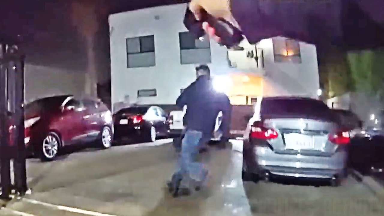 Thumbnail for LAPD Cop Shoots Suspect Who Pulled Gun During Foot Pursuit