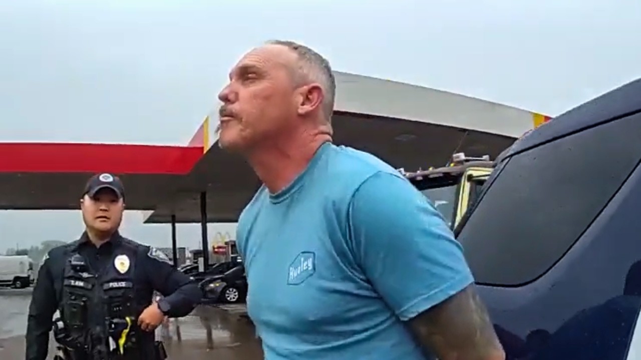 Thumbnail for Dad Admits To Stabbing Son, Video Goes Viral