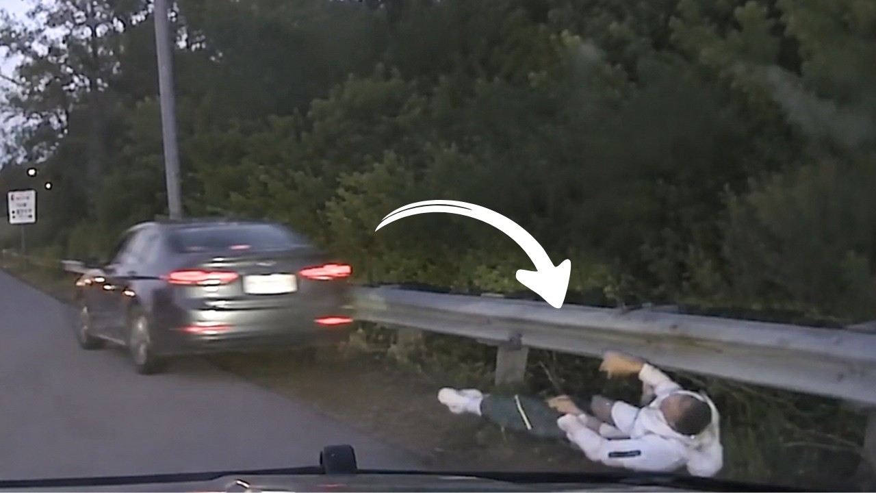 Thumbnail for 16yo Driver Jumps Out of Moving Car To Escape Police