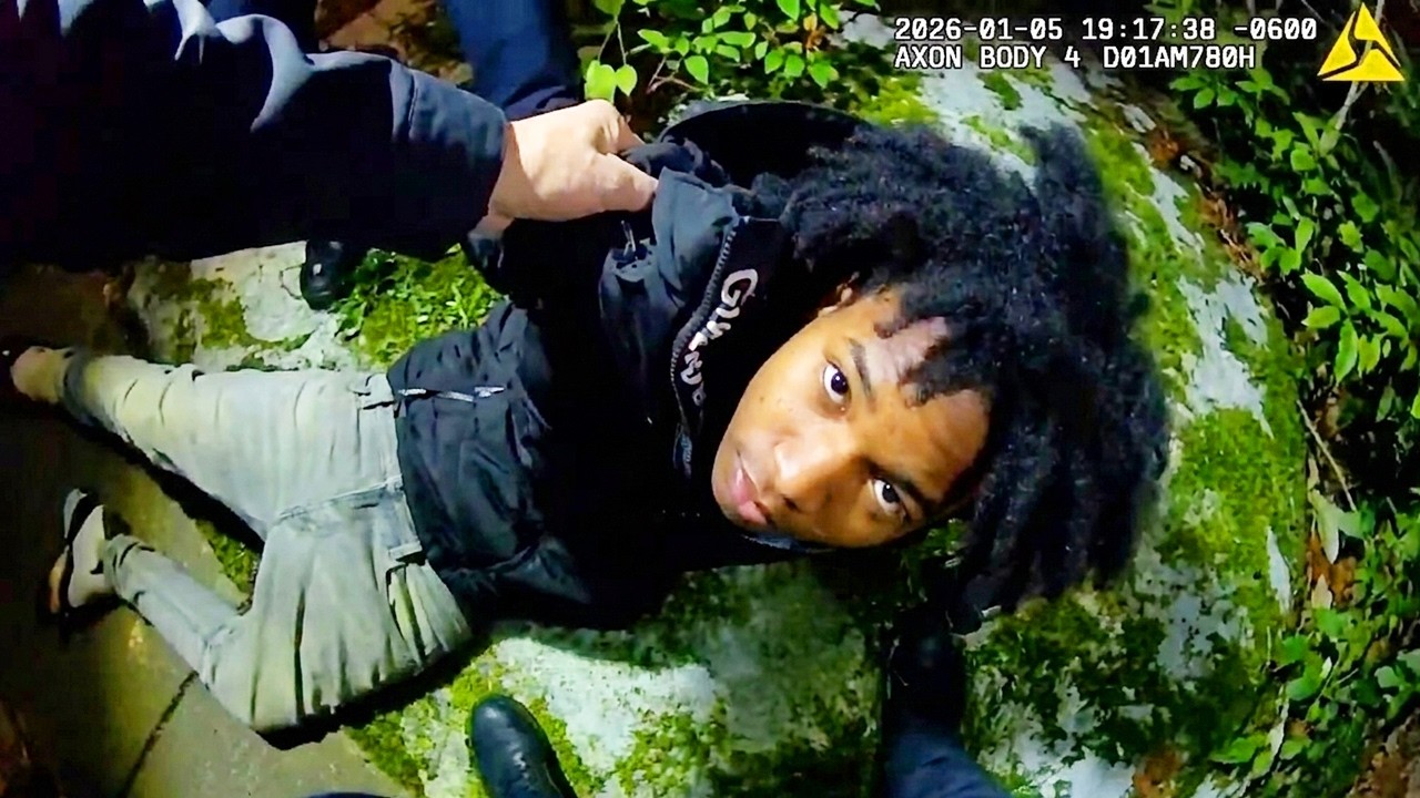 Thumbnail for Teen Calls Friends to Block Police During 96 MPH Chase