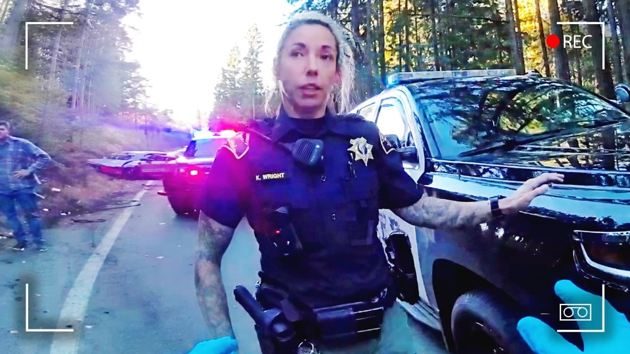 Thumbnail for Officer Has No Idea She's About To Be Ambushed