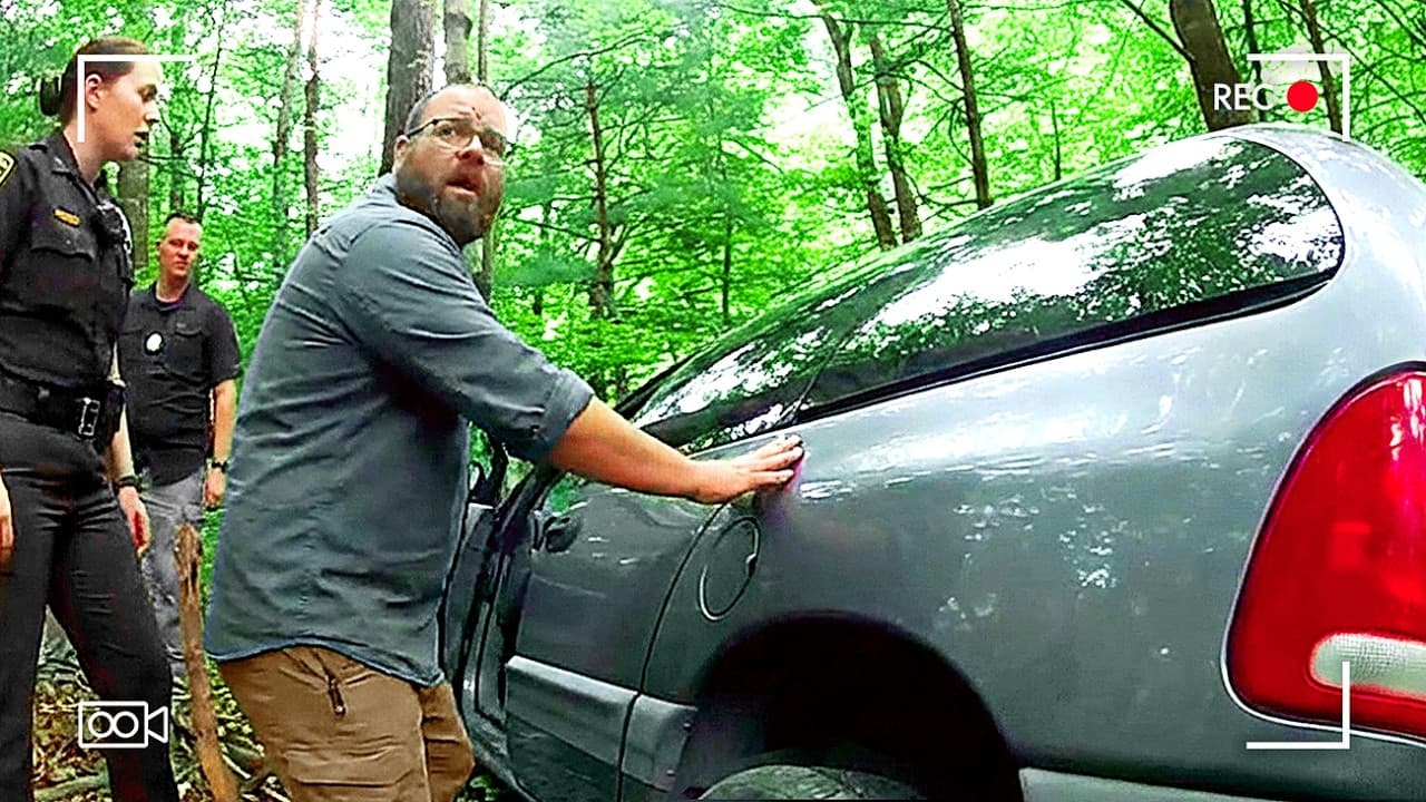 Thumbnail for Abandoned Car Leads Cops To Secret Killer's Body Dump