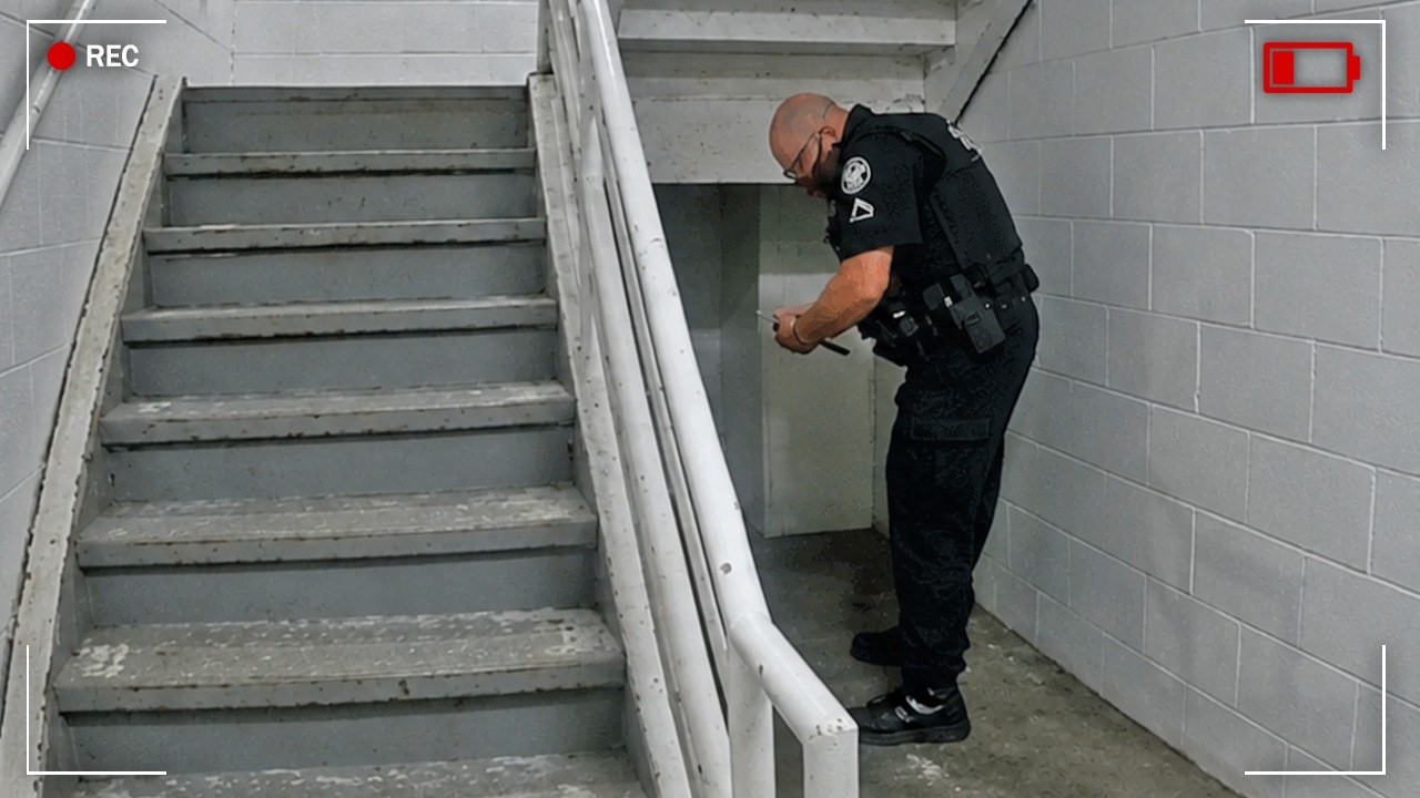 Thumbnail for Cops Find YouTuber Dead Under Stairwell in Atlanta Garage
