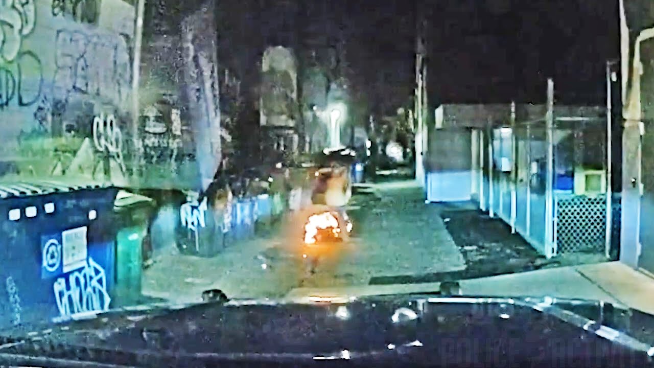 Thumbnail for Seattle Officers Rush to Save Man Engulfed in Flames