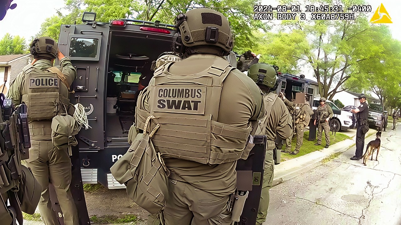 Thumbnail for SWAT Team Plays Rainbow 6 Siege in Real Life