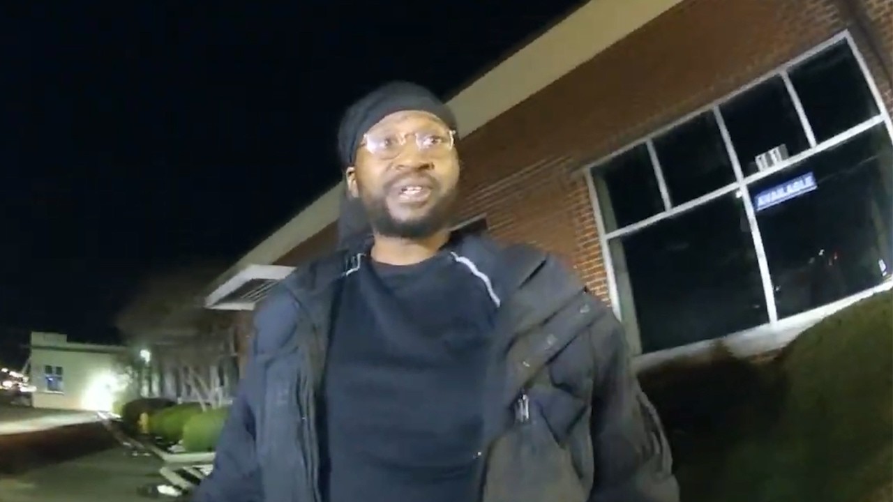 Thumbnail for Putting Cop in a Headlock Doesn’t End Well
