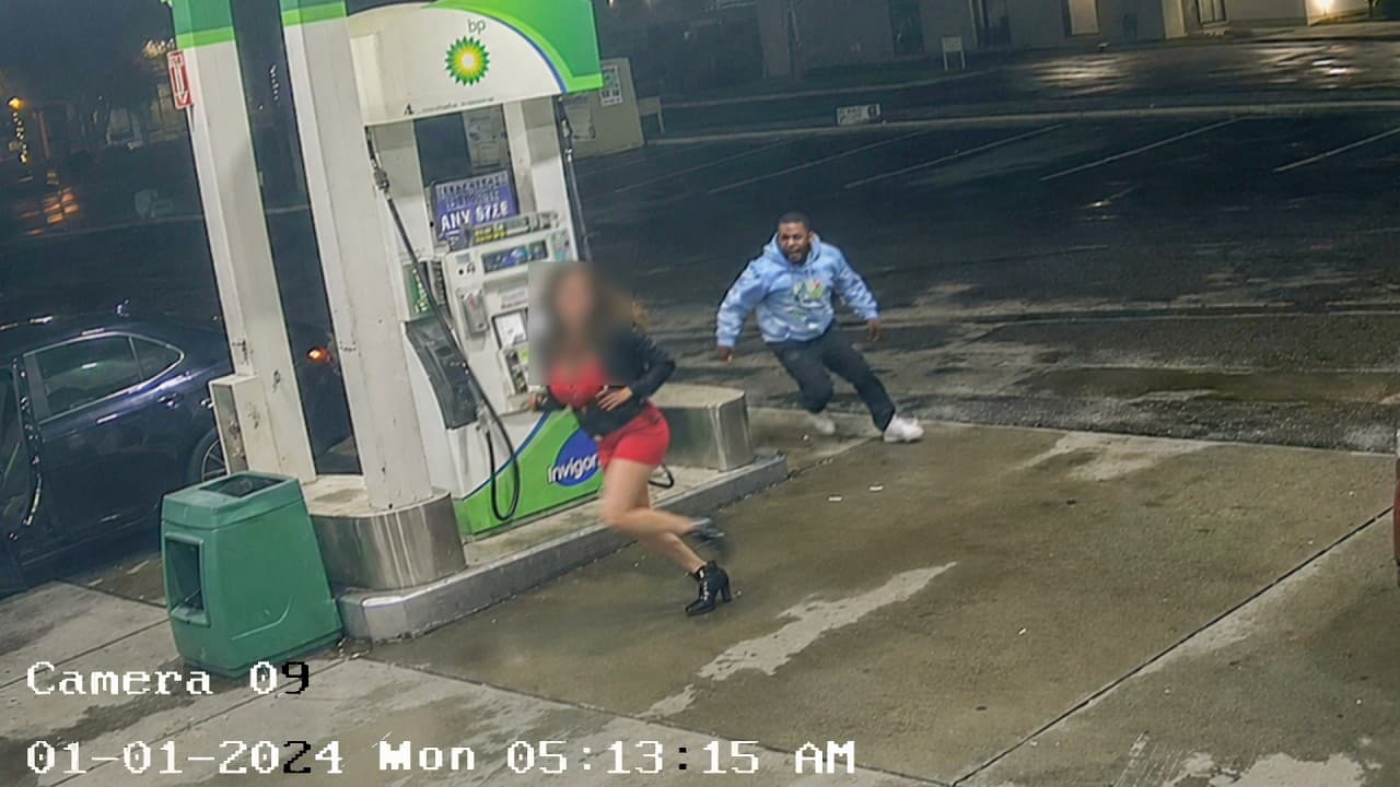Thumbnail for Girlfriend Beater Caught on New Year's in 4K