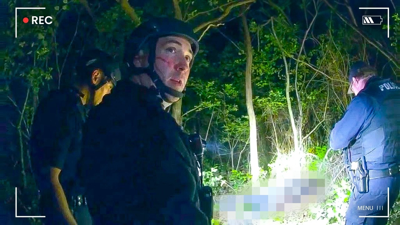 Thumbnail for Cops Find Hideout Filled With Serial Killer's Bodies