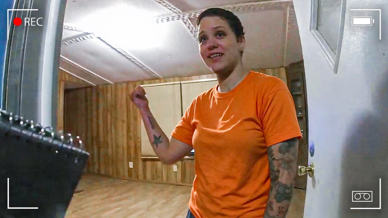 Thumbnail for She Killed Her Family Right After Cops Left